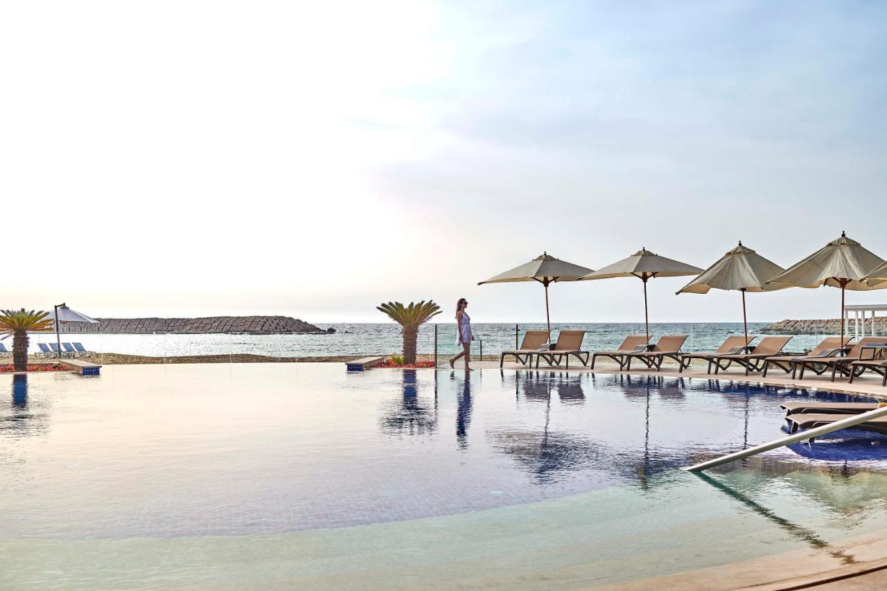 Four Seasons Hotel Alexandria At San Stefano Esterno foto Infinity pool at the Dead Sea